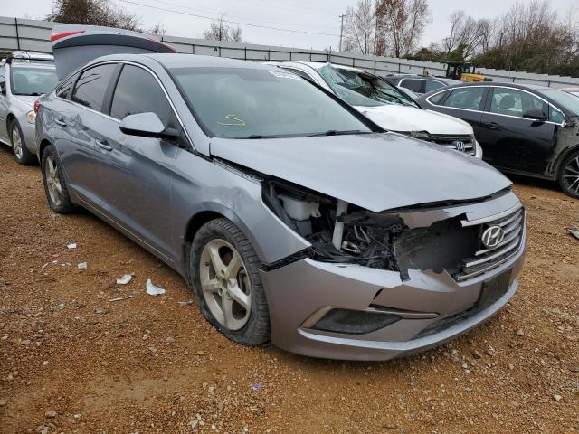 Photo 4 from auction – 2017 HYUNDAI SONATA SE with VIN 5NPE24AF8HH577173