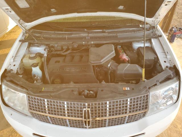 Photo 11 from auction – 2008 LINCOLN MKX with VIN 2LMDU68CX8BJ04920