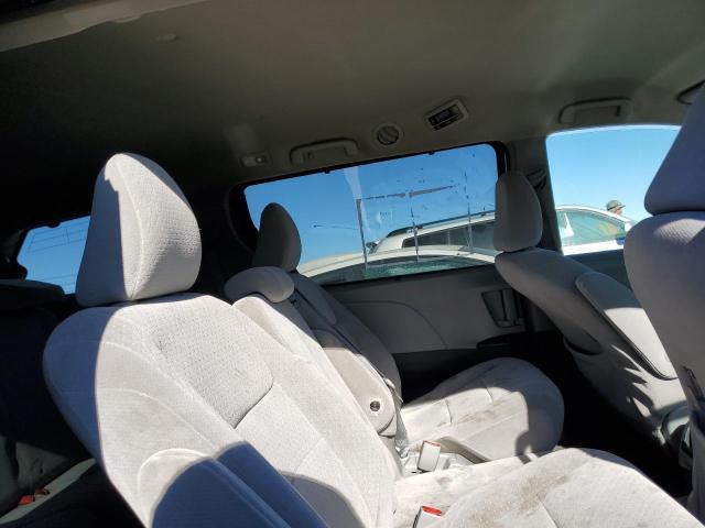 Photo 11 from auction – 2015 TOYOTA SIENNA LE with VIN 5TDKK3DC0FS575875