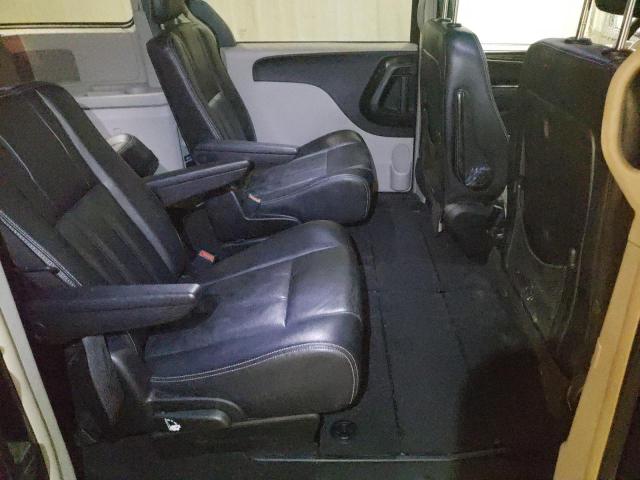 Photo 11 from auction – 2013 CHRYSLER TOWN & COU with VIN 2C4RC1BG9DR775147