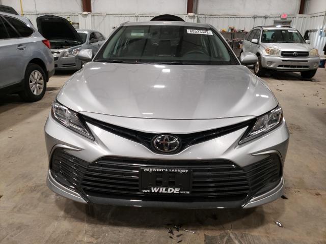 Photo 5 from auction – 2022 TOYOTA CAMRY LE with VIN 4T1C11AK7NU651363