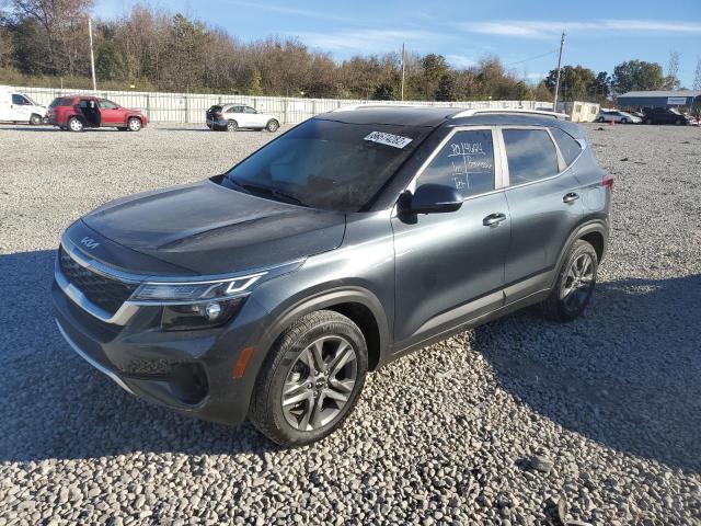 KIA SELTOS S 2023 with VIN KNDEU2AA1P7370663 - Photo from auction