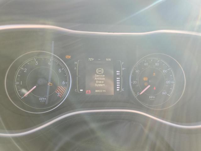 Photo 9 from auction – 2014 JEEP CHEROKEE L with VIN 1C4PJLCB2EW143935