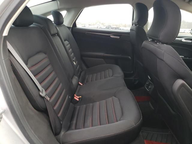 Photo 10 from auction – 2016 FORD FUSION SE with VIN 3FA6P0HD6GR152961