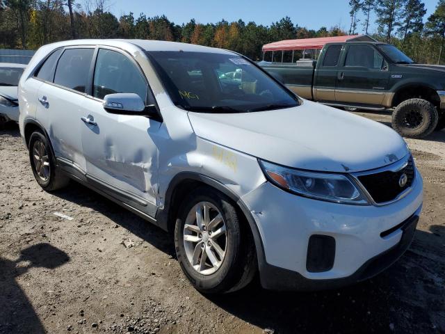 Photo 4 from auction – 2014 KIA SORENTO LX with VIN 5XYKT3A64EG470117