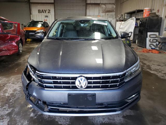 Photo 5 from auction – 2017 VOLKSWAGEN PASSAT SEL with VIN 1VWCT7A35HC065990