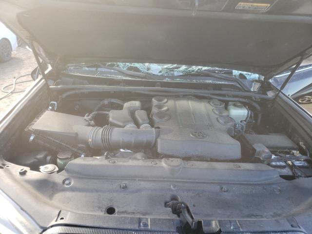 Photo 12 from auction – 2018 TOYOTA 4RUNNER SR with VIN JTEBU5JR4J5559347