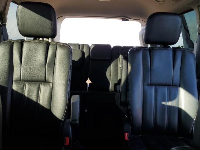 Photo 10 from auction – 2014 CHRYSLER TOWN & COU with VIN 2C4RC1BG2ER444704