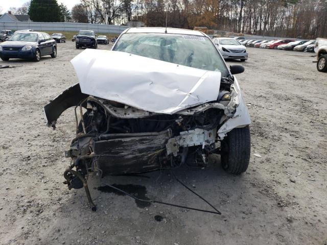 Photo 5 from auction – 2004 FORD FOCUS ZX5 with VIN 3FAFP37ZX4R100341