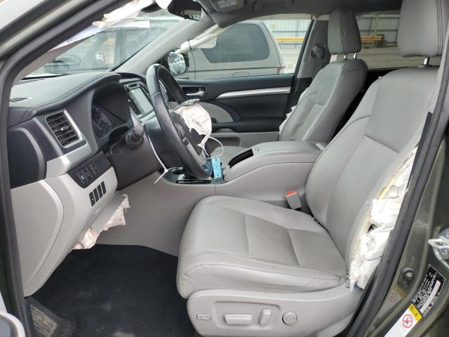 Photo 7 from auction – 2018 TOYOTA HIGHLANDER with VIN 5TDKZRFH2JS242108