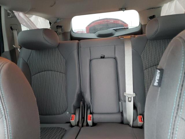 Photo 10 from auction – 2016 CHEVROLET TRAVERSE L with VIN 1GNKRFKD4GJ311895