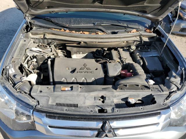 Photo 12 from auction – 2015 MITSUBISHI OUTLANDER with VIN JA4AD3A35FZ008936