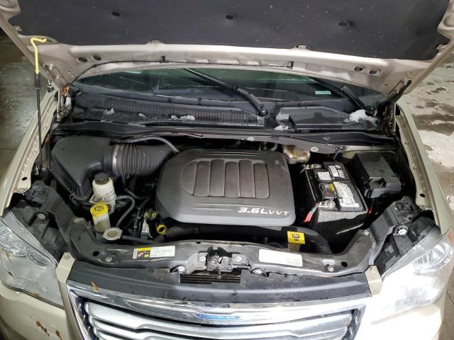 Photo 12 from auction – 2013 CHRYSLER TOWN & COU with VIN 2C4RC1BG8DR647255
