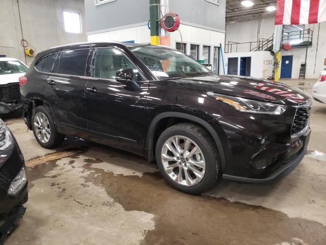 Photo 4 from auction – 2022 TOYOTA HIGHLANDER with VIN 5TDDZRBH8NS168570