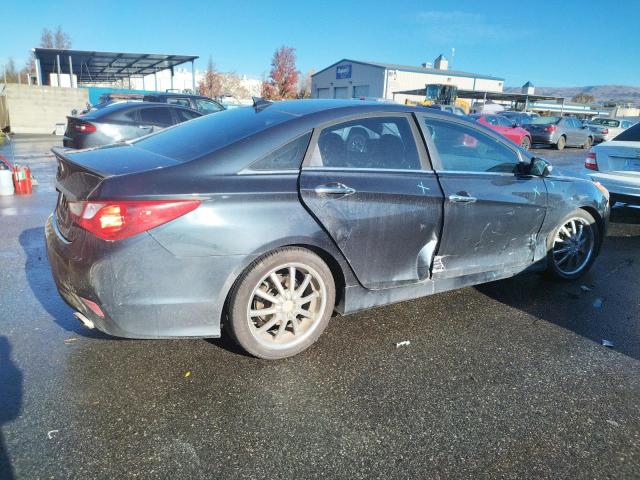 Photo 3 from auction – 2014 HYUNDAI SONATA SE with VIN 5NPEC4AC9EH842875