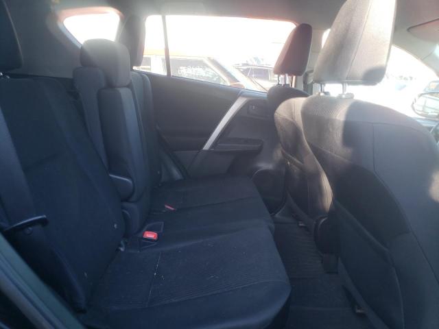 Photo 11 from auction – 2015 TOYOTA RAV4 LE with VIN 2T3BFREVXFW275637