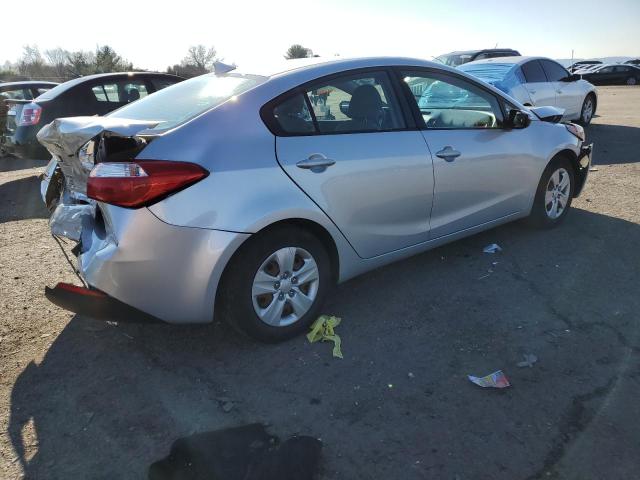 Photo 3 from auction – 2016 KIA FORTE with VIN KNAFX4A67G5526474