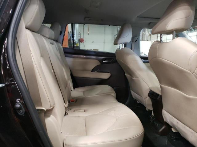 Zdjęcie 11 z aukcji – 2022 TOYOTA HIGHLANDER z VIN 5TDDZRBH8NS168570