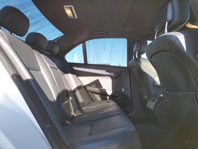 Photo 10 from auction – 2011 MERCEDES-BENZ C 300 with VIN WDDGF5EB7BR133590