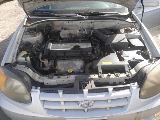 Photo 11 from auction – 2003 HYUNDAI ACCENT with VIN KMHCG45C63U497177