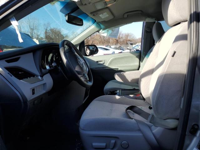 Photo 7 from auction – 2017 TOYOTA SIENNA LE with VIN 5TDJZ3DC6HS166127