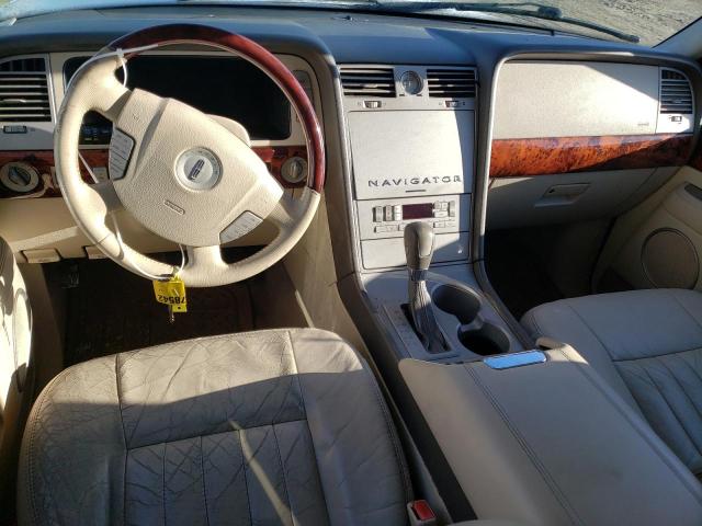 Photo 8 from auction – 2004 LINCOLN NAVIGATOR with VIN 5LMFU28R44LJ40627