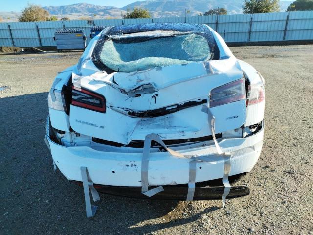 Photo 6 from auction – 2016 TESLA MODEL S with VIN 5YJSA1E25GF143673
