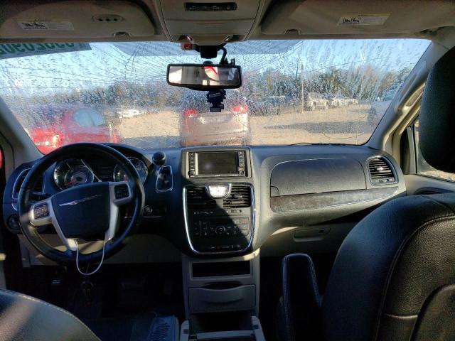 Photo 8 from auction – 2014 CHRYSLER TOWN & COU with VIN 2C4RC1CG4ER285151