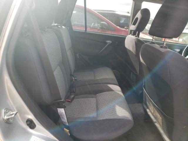 Photo 11 from auction – 2005 TOYOTA RAV4 with VIN JTEGD20V950076622
