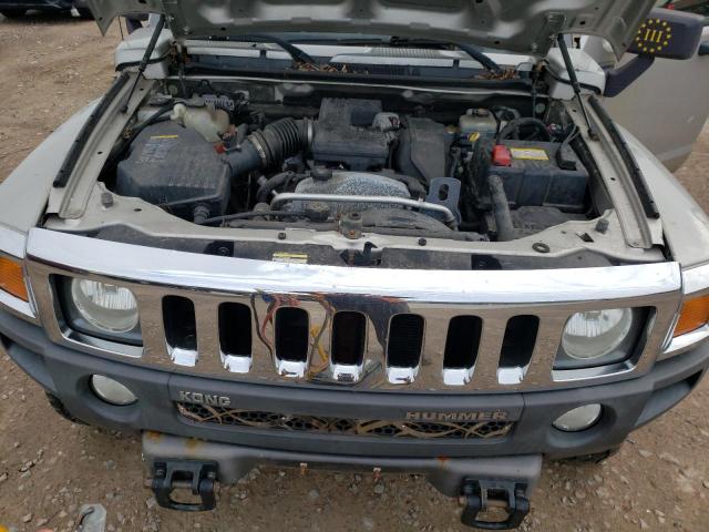 Photo 12 from auction – 2007 HUMMER H3 with VIN 5GTDN13E578109476