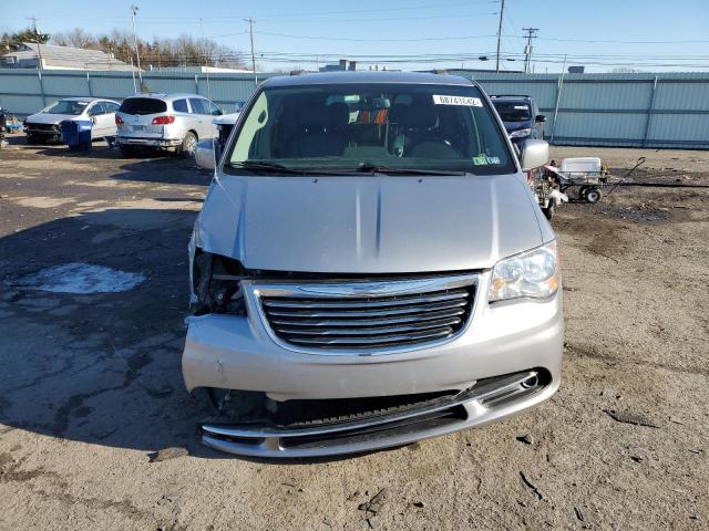 Photo 5 from auction – 2015 CHRYSLER TOWN & COU with VIN 2C4RC1BG0FR637726