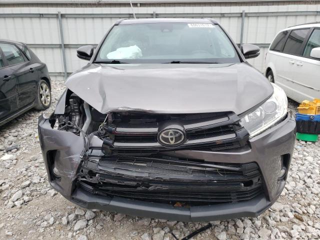 Photo 5 from auction – 2017 TOYOTA HIGHLANDER with VIN 5TDJZRFH7HS516411