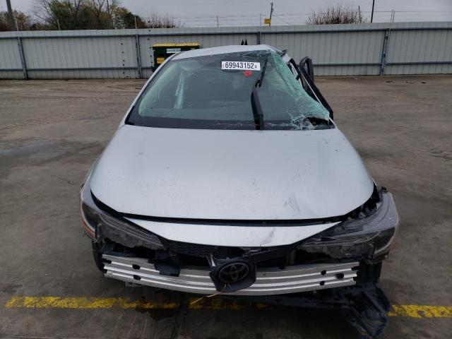 Photo 5 from auction – 2020 TOYOTA COROLLA LE with VIN JTDEPRAE0LJ037239