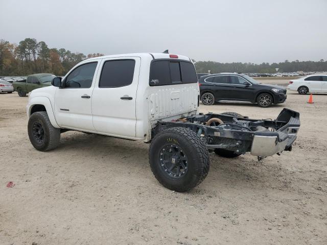 Photo 2 from auction – 2014 TOYOTA TACOMA DOU with VIN 5TFLU4EN1EX098063
