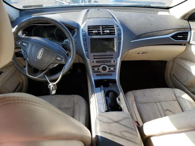 Photo 8 from auction – 2017 LINCOLN MKZ RESERV with VIN 3LN6L5FC1HR611307