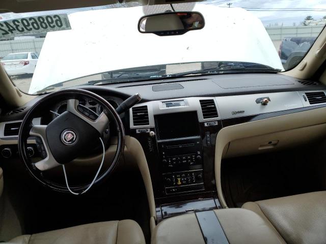 Photo 8 from auction – 2010 CADILLAC ESCALADE H with VIN 1GYUKEEJ2AR246243