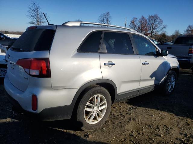Photo 3 from auction – 2014 KIA SORENTO LX with VIN 5XYKTCA61EG456045