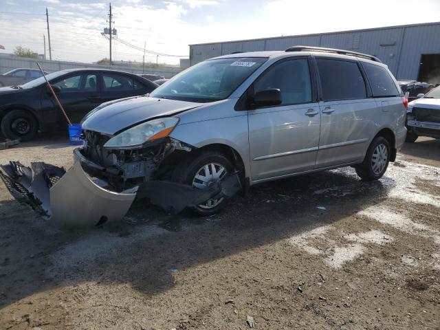 Photo 1 from auction – 2010 TOYOTA SIENNA CE with VIN 5TDKK4CC5AS316069
