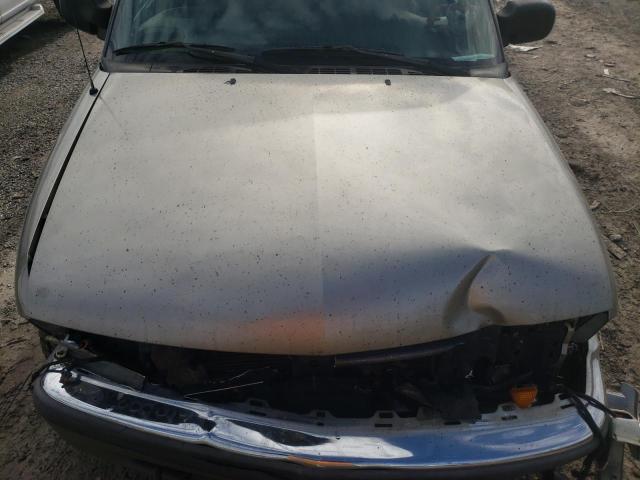 Photo 11 from auction – 2000 CHEVROLET BLAZER with VIN 1GNDT13W7Y2240040
