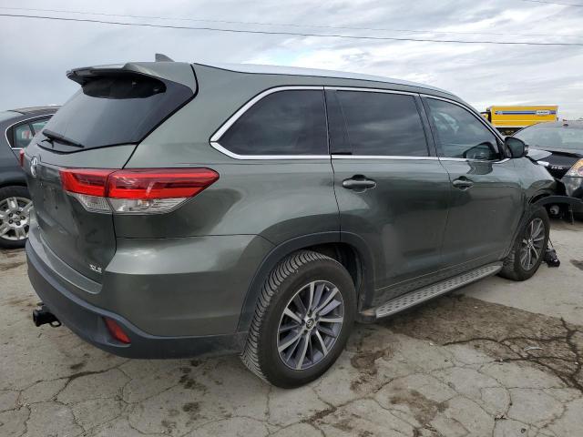 Foto 3 de la subasta – 2018 TOYOTA HIGHLANDER con VIN 5TDKZRFH2JS242108