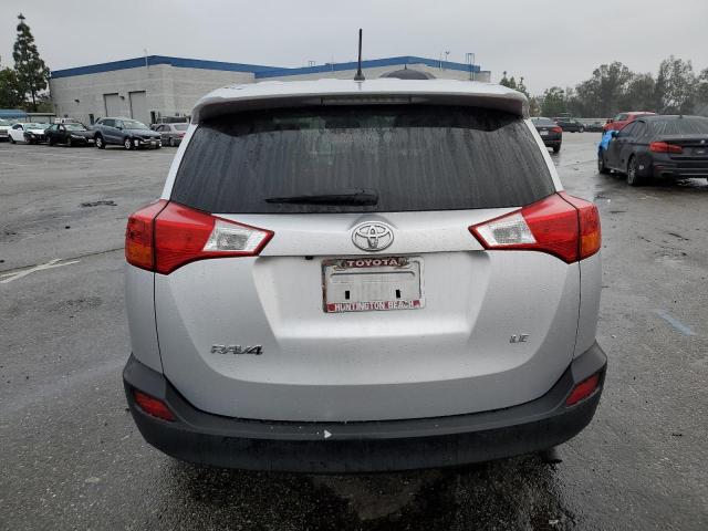 Photo 6 from auction – 2015 TOYOTA RAV4 LE with VIN 2T3ZFREV3FW134293