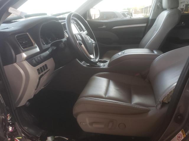 Photo 7 from auction – 2019 TOYOTA HIGHLANDER with VIN 5TDKZRFHXKS553142