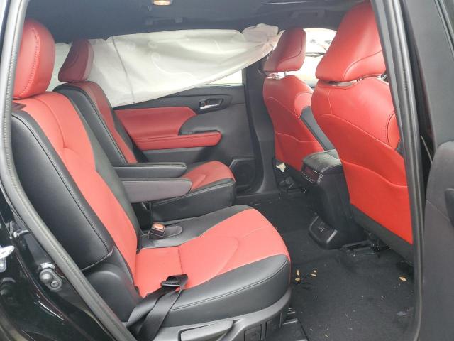 Photo 11 from auction – 2022 TOYOTA HIGHLANDER with VIN 5TDLZRBH6NS188523