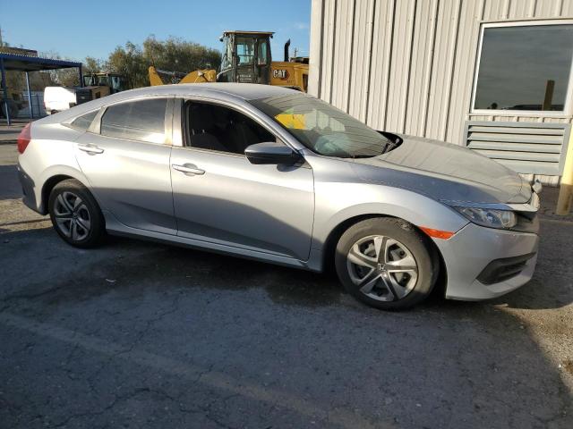 Photo 4 from auction – 2017 HONDA CIVIC LX with VIN 19XFC2F53HE044996