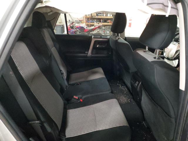 Photo 11 from auction – 2015 TOYOTA 4RUNNER SR with VIN JTEBU5JR7F5265786