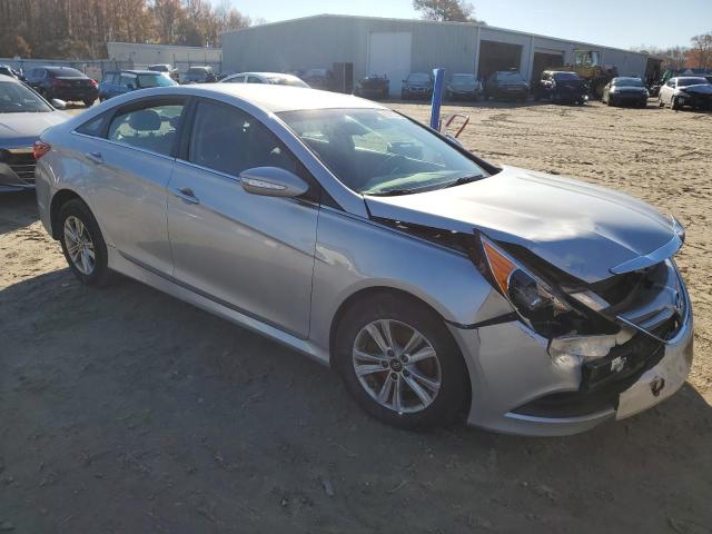 Photo 4 from auction – 2014 HYUNDAI SONATA GLS with VIN 5NPEB4AC2EH939967