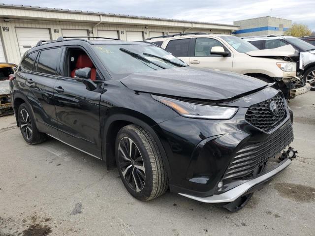 Photo 4 from auction – 2022 TOYOTA HIGHLANDER with VIN 5TDLZRBH6NS188523