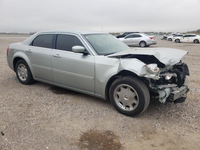 Photo 4 from auction – 2005 CHRYSLER 300 TOURIN with VIN 2C3JA53GX5H504683
