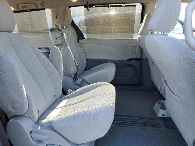 Photo 10 from auction – 2011 TOYOTA SIENNA LE with VIN 5TDKK3DCXBS136757