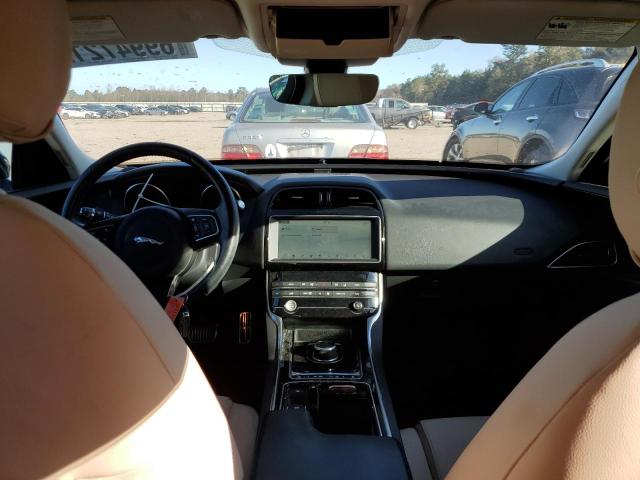 Photo 8 from auction – 2019 JAGUAR XE PREMIUM with VIN SAJAD4FX3KCP43775